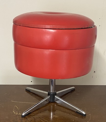 Roter hocker mit nähfach - roter,